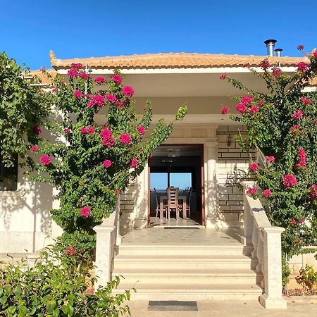 Villa Serenity Agia Marina  Extérieur photo
