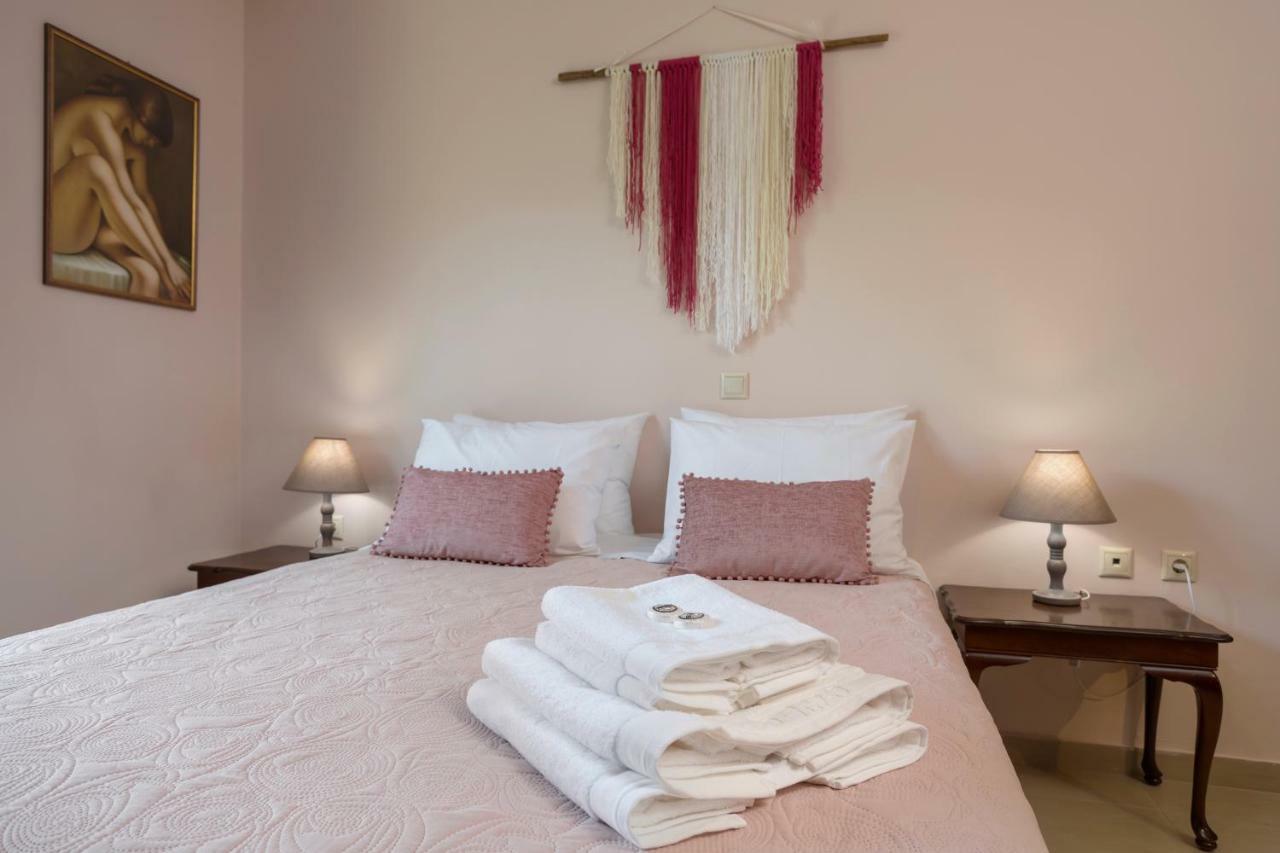 Villa Serenity Agia Marina  Extérieur photo