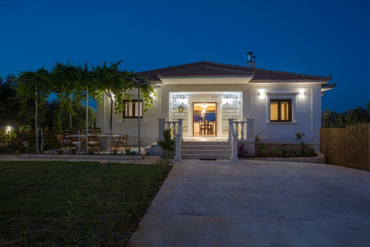 Villa Serenity Agia Marina  Extérieur photo